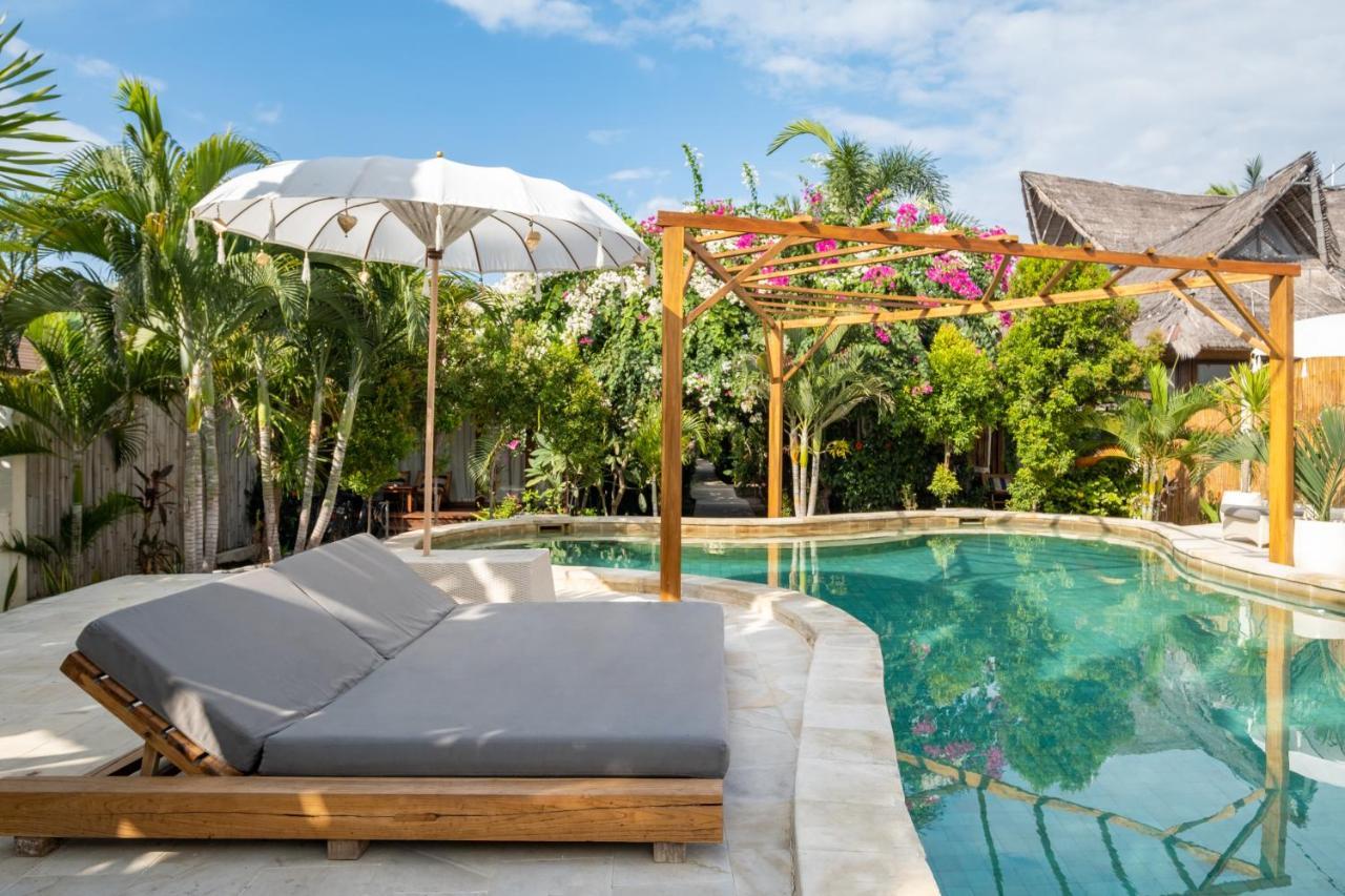 Gili Teak Beach Front Resort Gili Trawangan Exterior foto